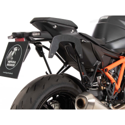 1390 SUPER DUKE R / EVO (2024-) ✓ Supports de sacoches type C-Bow Hepco-Becker